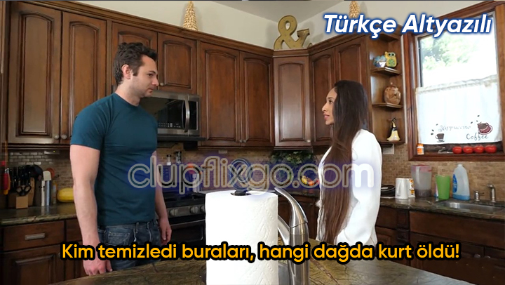 Evi Temizleyip Üvey Annesinden Ödülünü Alıyor Türkçe Altyazılı Porno İzle – ClupFlixGo
